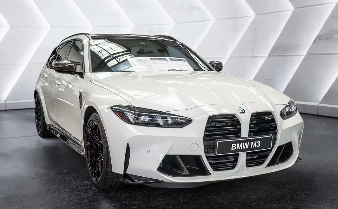 BMW M3 xDrive