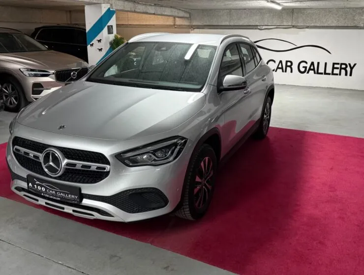 Mercedes-Benz GLA 200