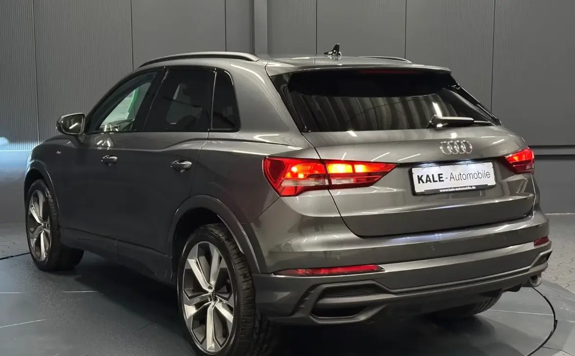 Audi Q3 35 TDI S line Premium