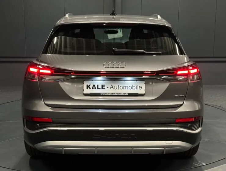 Audi Q4 e-tron 45 quattro S line