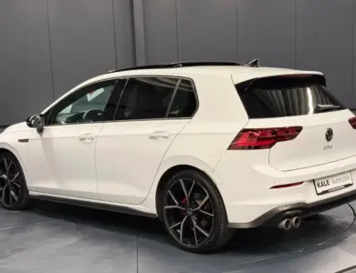 Volkswagen Golf Premium