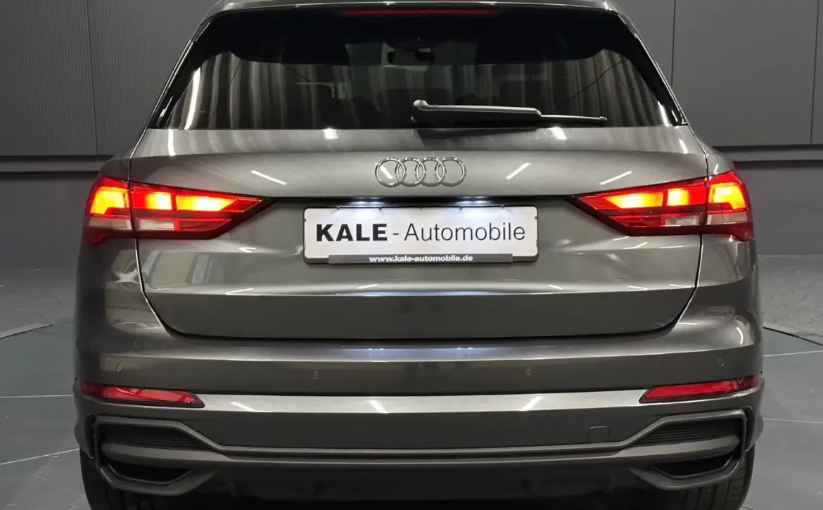 Audi Q3 35 TDI S line Premium