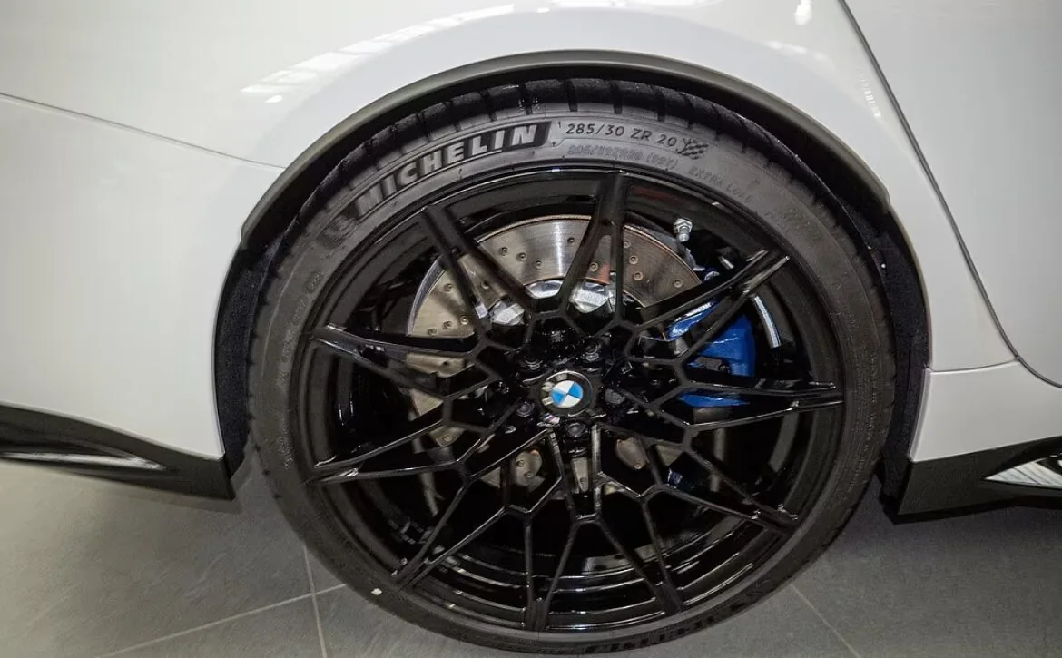 BMW M3 xDrive