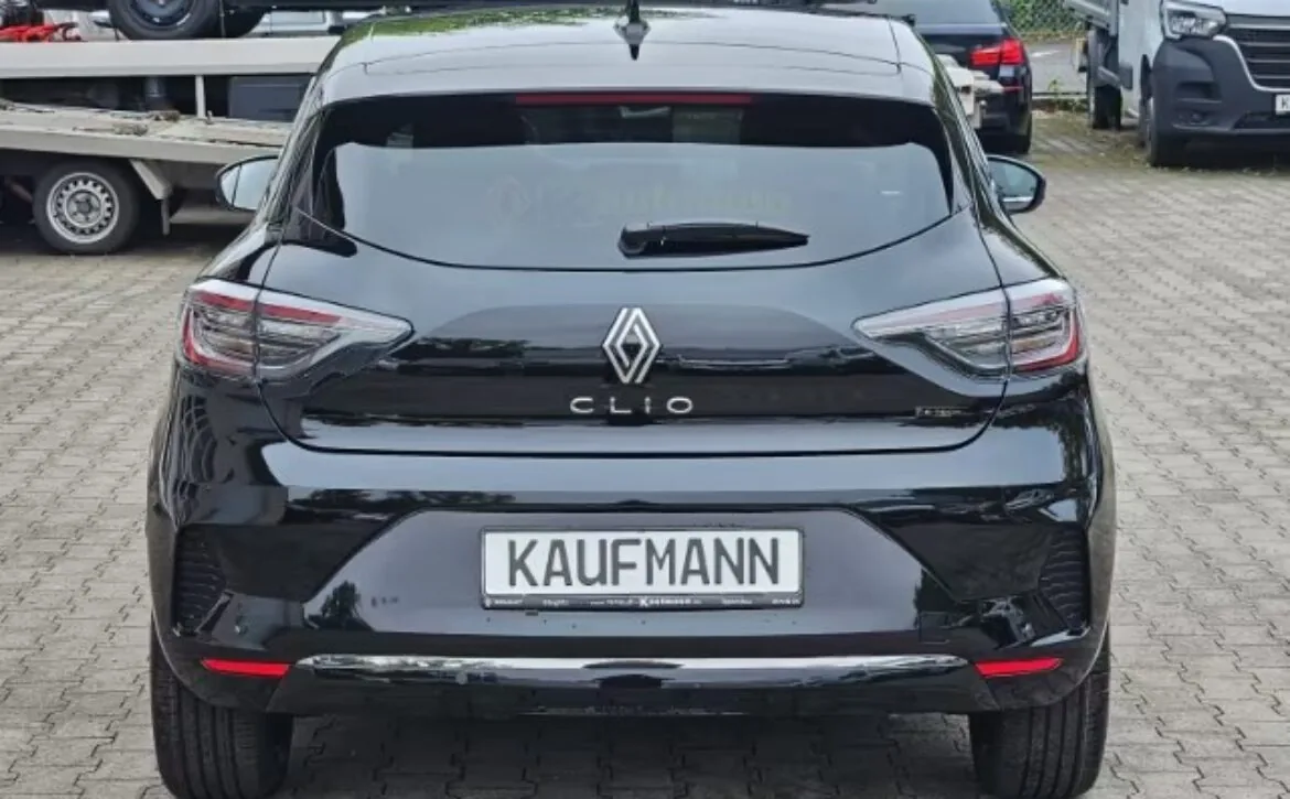 Renault Clio V Techno 1.6 E-TECH Hybrid 145 EU6e