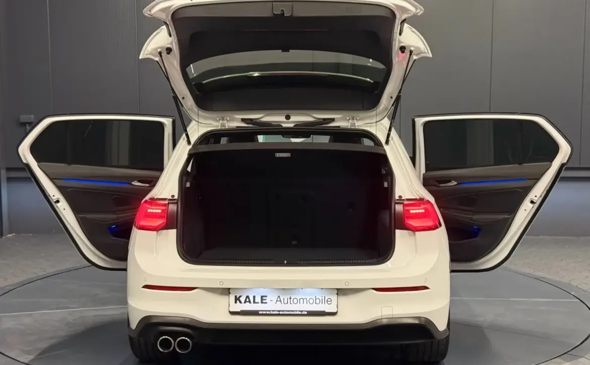 Volkswagen Golf Premium