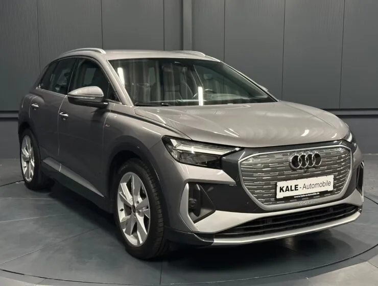 Audi Q4 e-tron 45 quattro S line