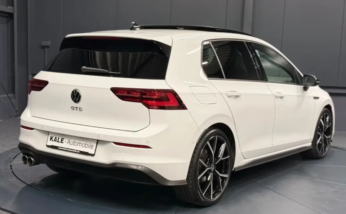 Volkswagen Golf Premium