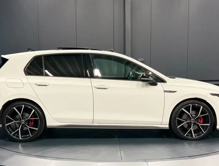 Volkswagen Golf Premium