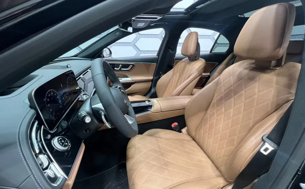 Mercedes-Benz E 200 AMG Line Premium Plus Night Pack