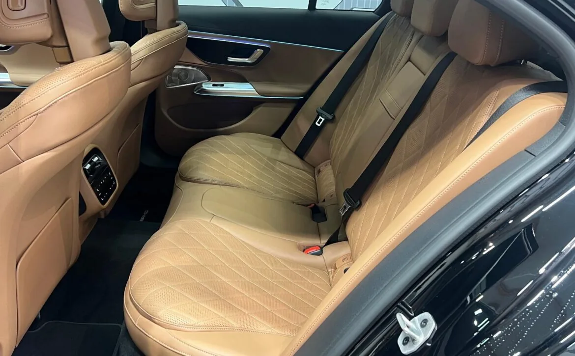 Mercedes-Benz E 200 AMG Line Premium Plus Night Pack