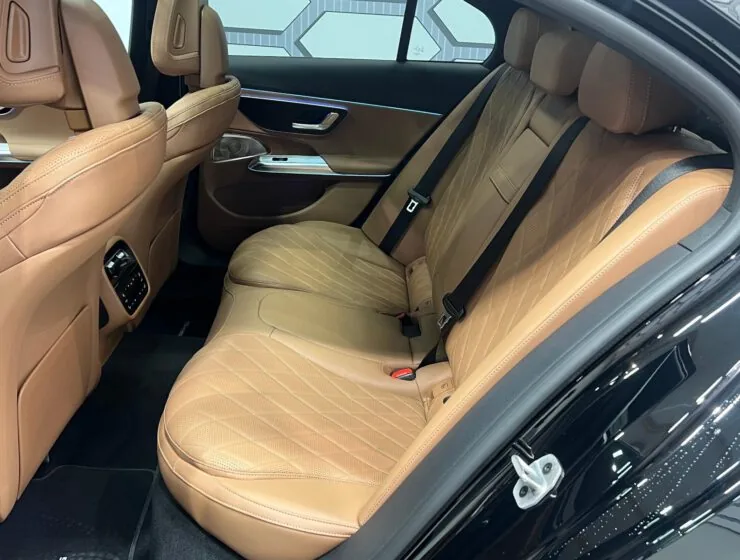 Mercedes-Benz E 200 AMG Line Premium Plus Night Pack