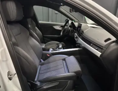 Audi A4 40 TDI S line