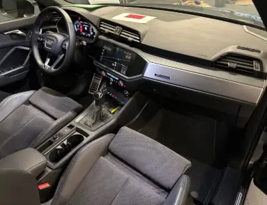 Audi Q3 35 TDI S line Premium