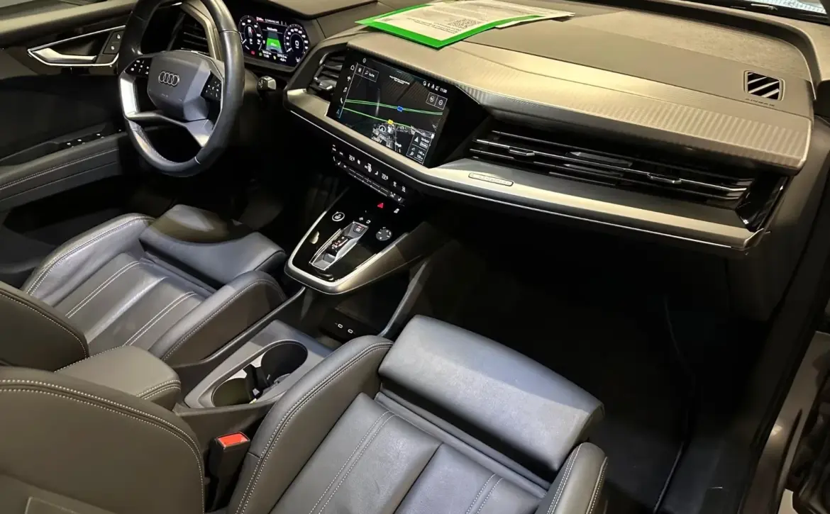 Audi Q4 e-tron 45 quattro S line