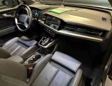 Audi Q4 e-tron 45 quattro S line