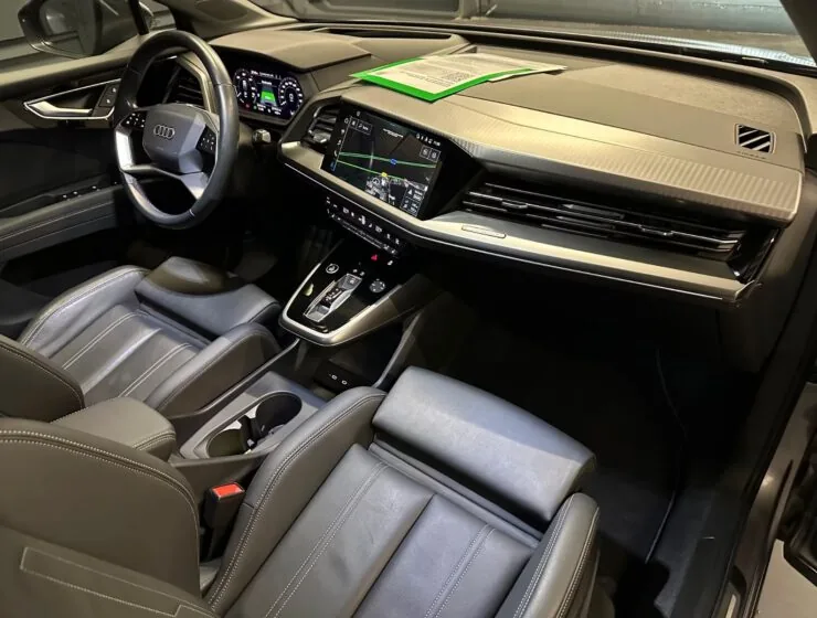 Audi Q4 e-tron 45 quattro S line