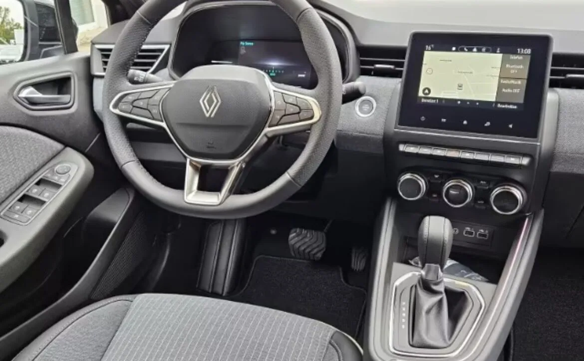 Renault Clio V Techno 1.6 E-TECH Hybrid 145 EU6e