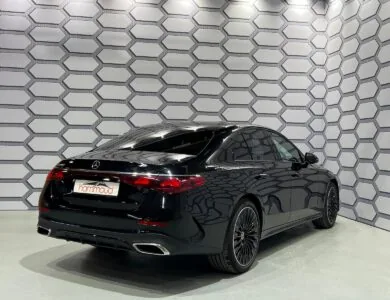 Mercedes-Benz E 200 AMG Line Premium Plus Night Pack