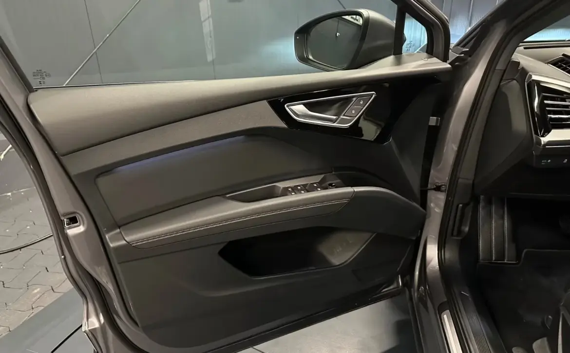 Audi Q4 e-tron 45 quattro S line