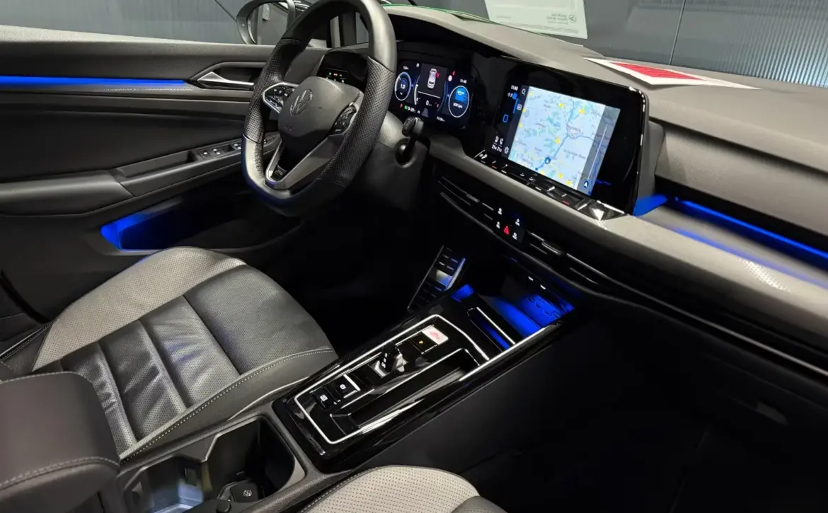 Volkswagen Golf Premium