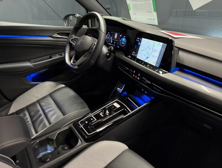 Volkswagen Golf Premium