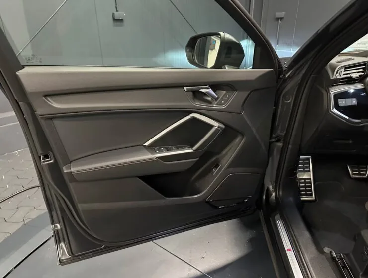 Audi Q3 35 TDI S line Premium