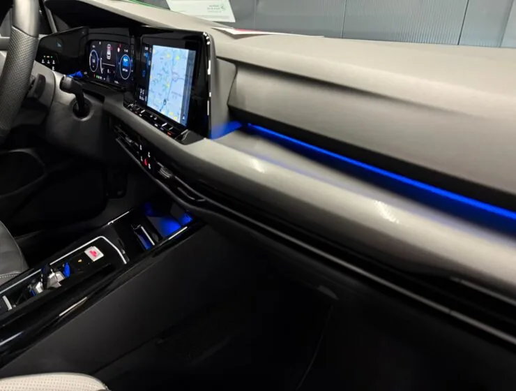 Volkswagen Golf Premium