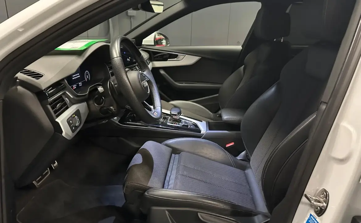 Audi A4 40 TDI S line