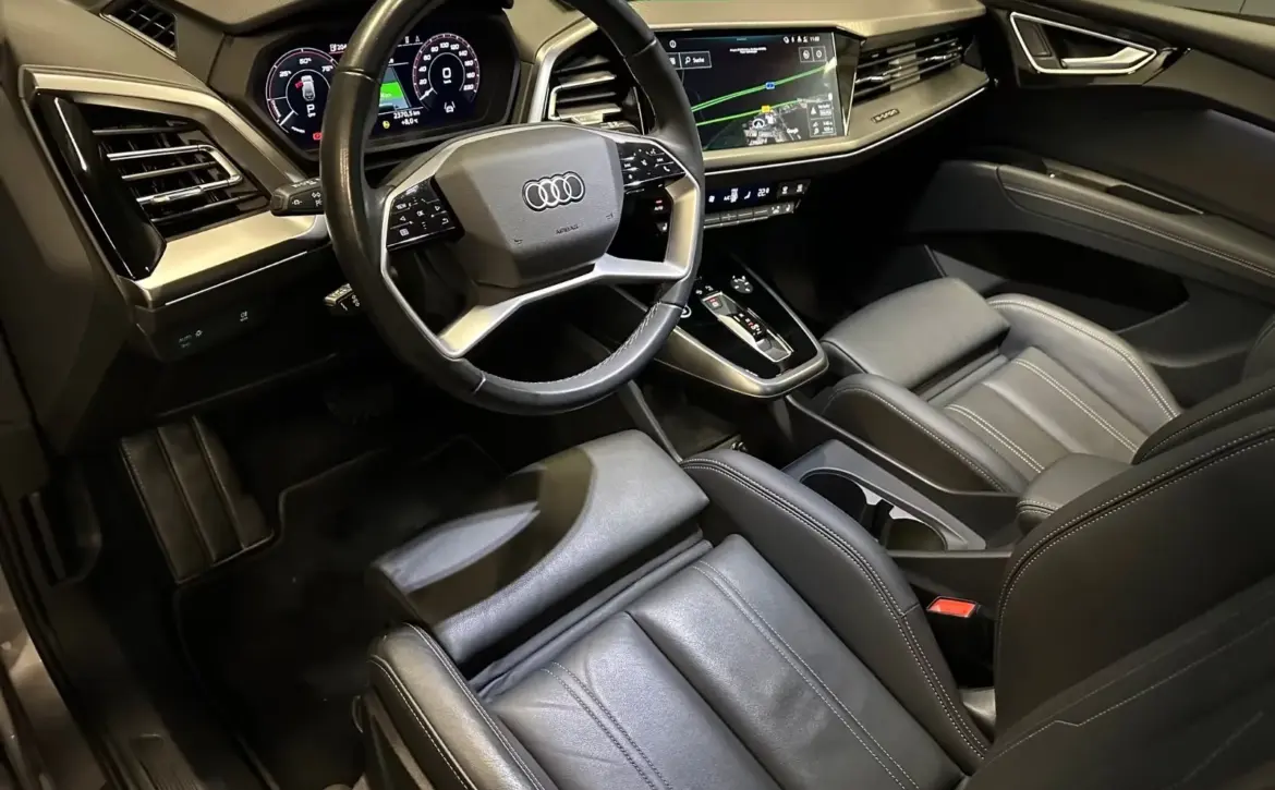 Audi Q4 e-tron 45 quattro S line