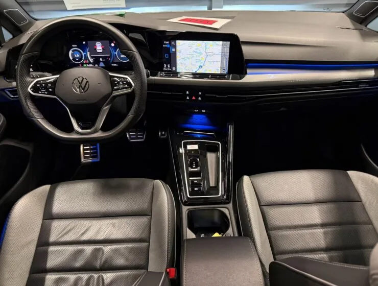 Volkswagen Golf Premium