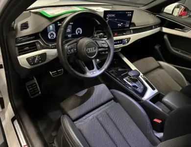 Audi A4 40 TDI S line
