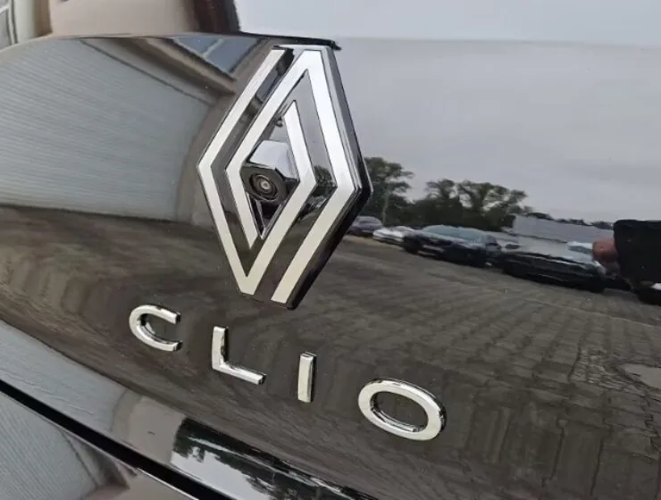 Renault Clio V Techno 1.6 E-TECH Hybrid 145 EU6e