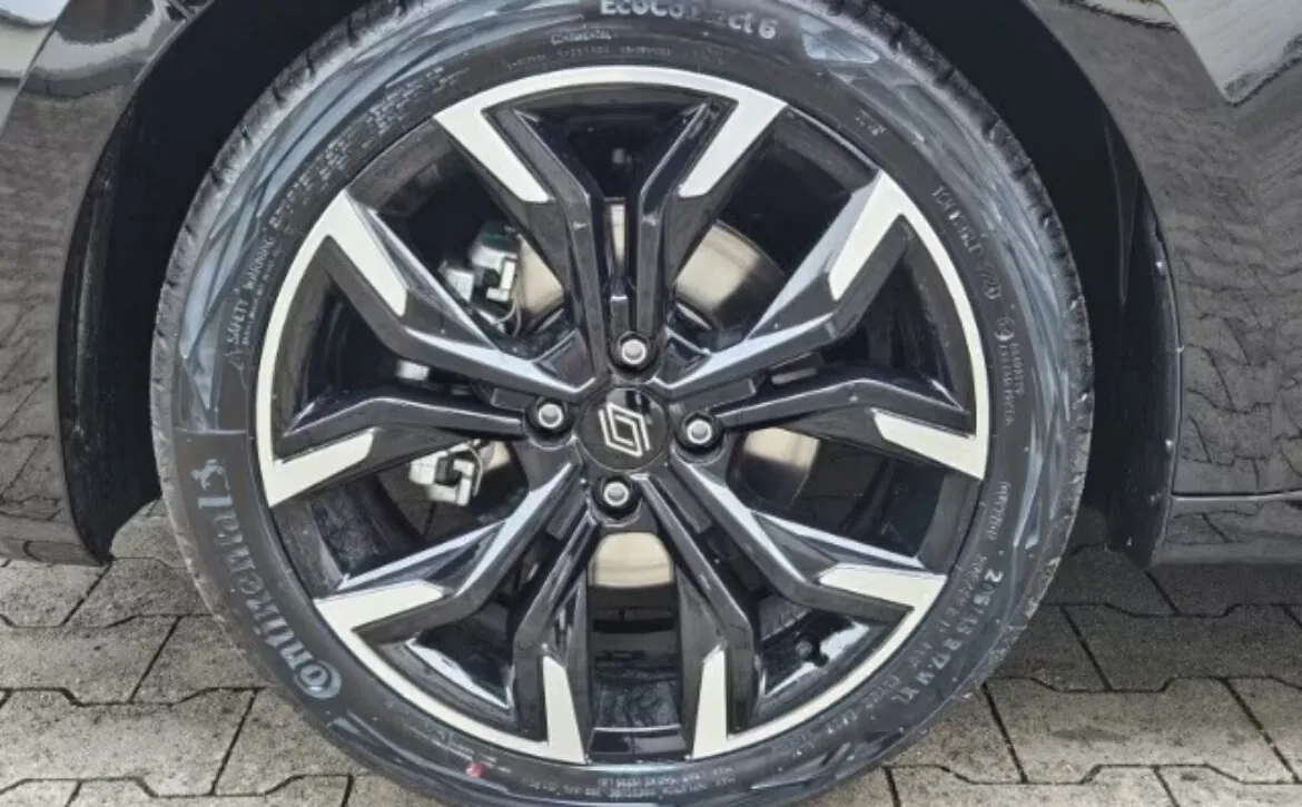 Renault Clio V Techno 1.6 E-TECH Hybrid 145 EU6e
