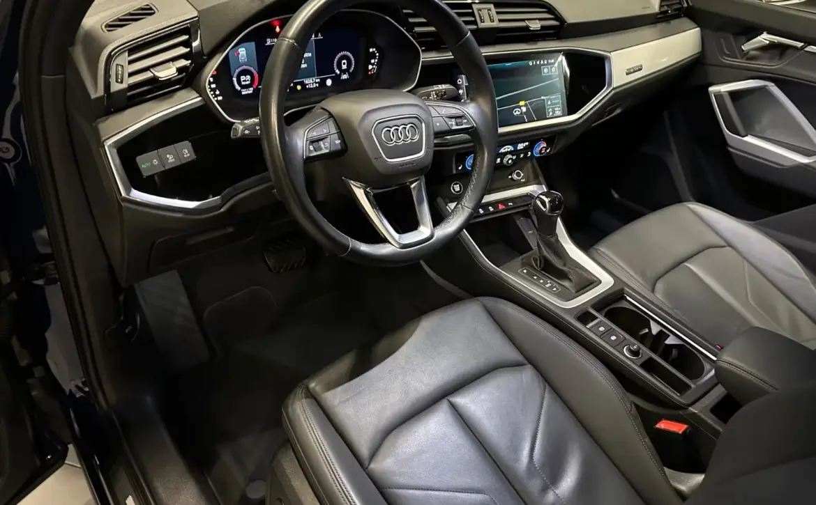 Audi Q3 40 TDI quattro Advanced