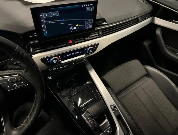 Audi A4 40 TDI S line