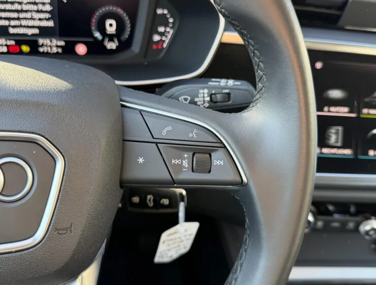 Audi Q3 45 TFSI e S line