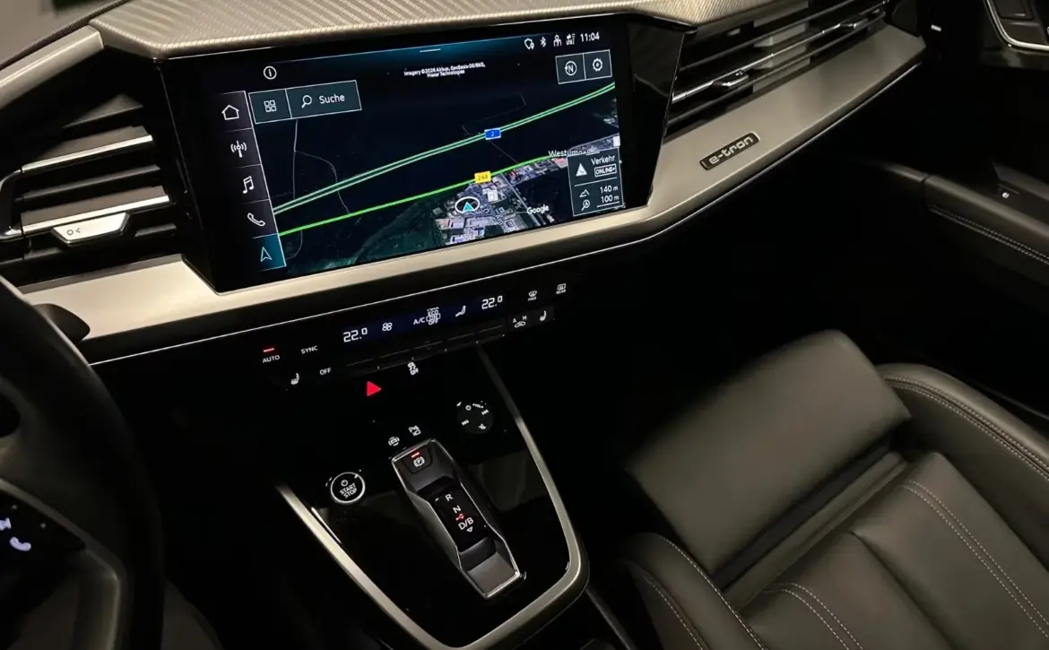 Audi Q4 e-tron 45 quattro S line