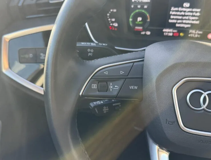 Audi Q3 45 TFSI e S line