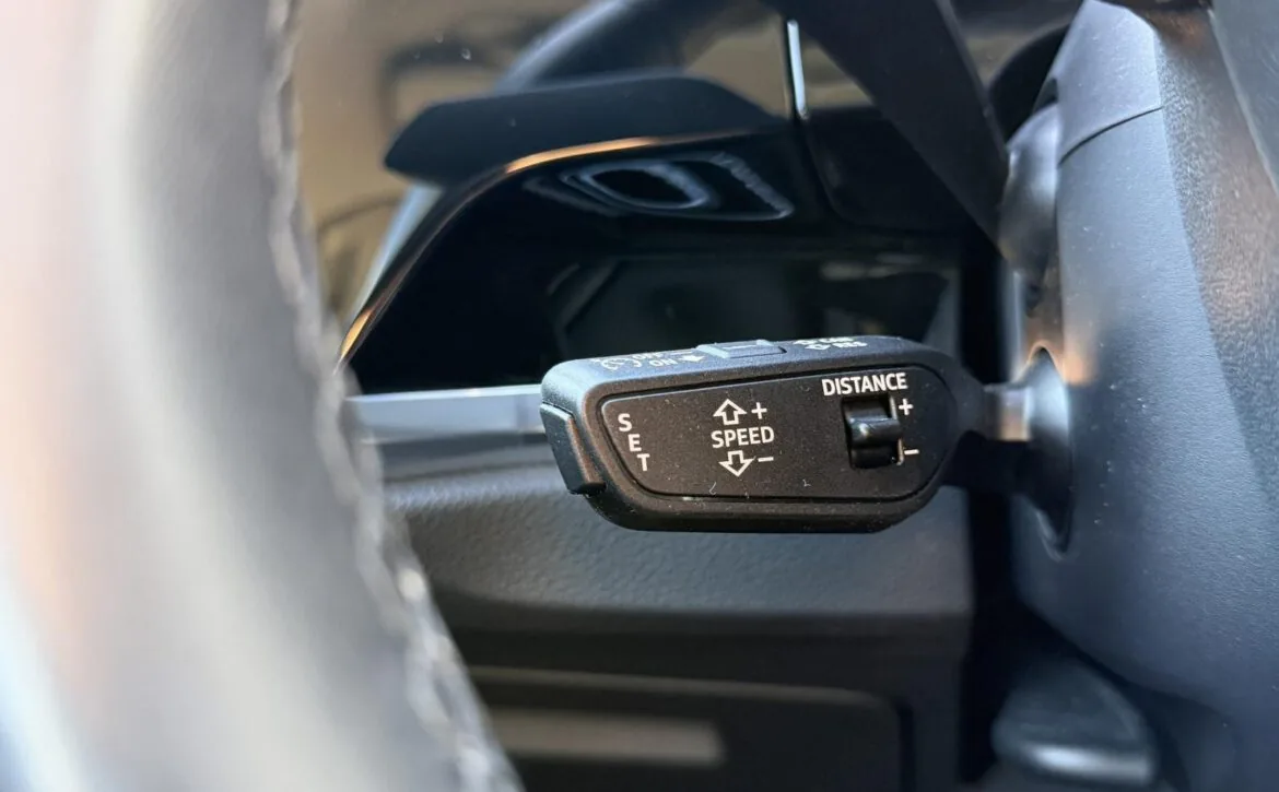 Audi Q3 45 TFSI e S line