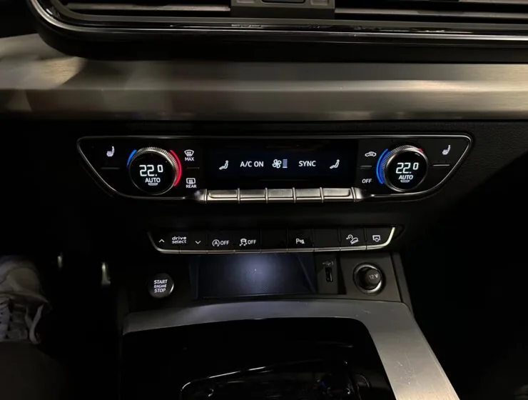 Audi Q5 40 TDI Sportback quattro S line