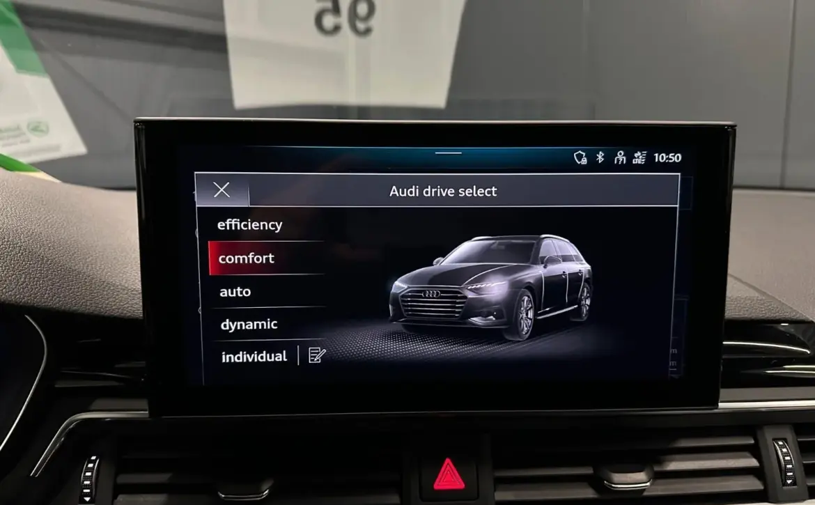 Audi A4 40 TDI S line