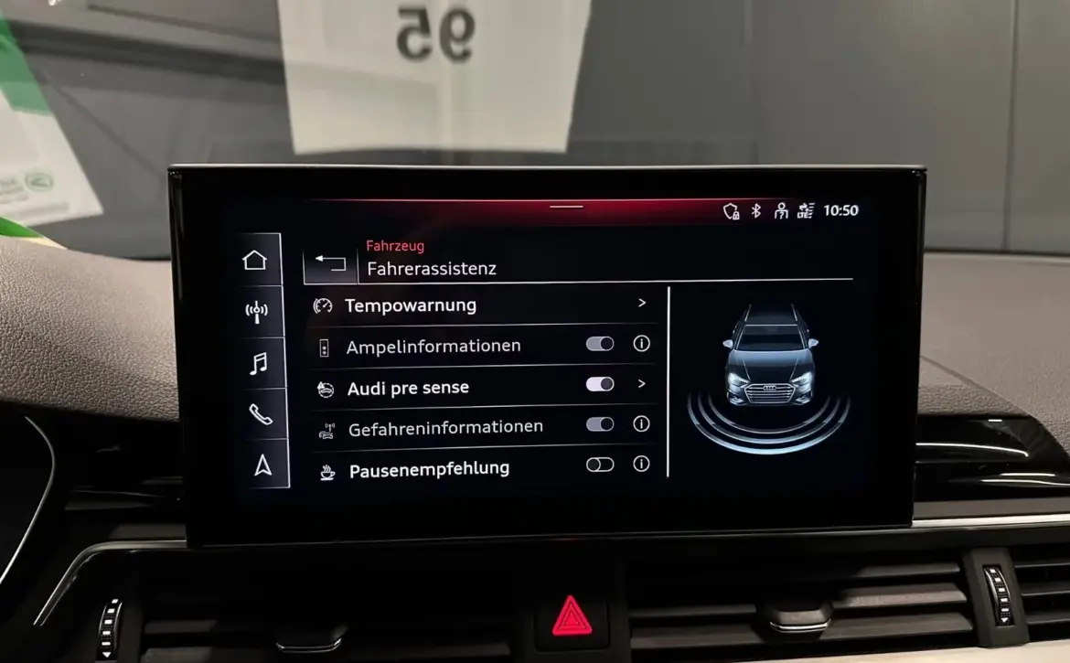 Audi A4 40 TDI S line