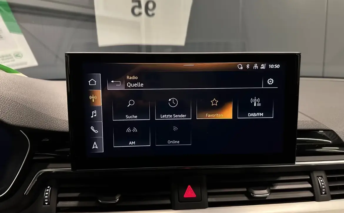 Audi A4 40 TDI S line