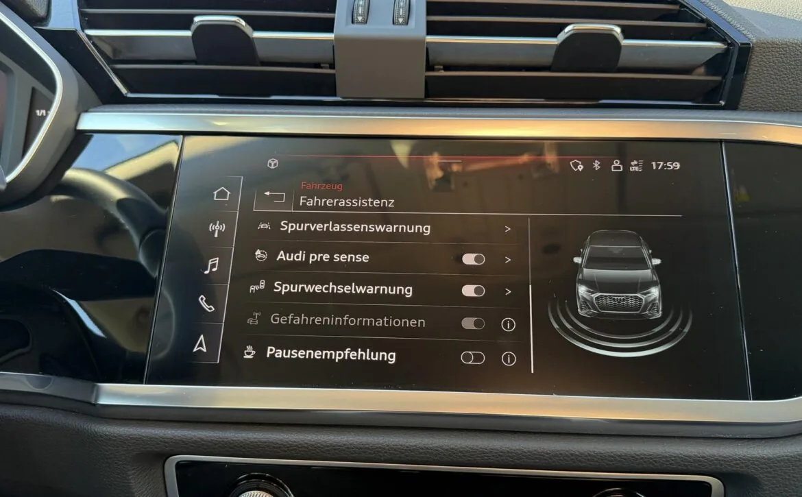 Audi Q3 45 TFSI e S line