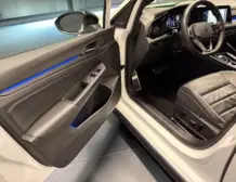 Volkswagen Golf Premium