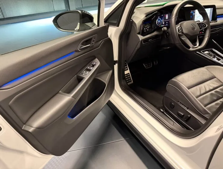 Volkswagen Golf Premium