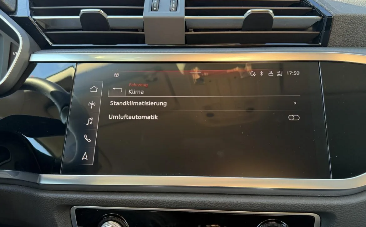 Audi Q3 45 TFSI e S line