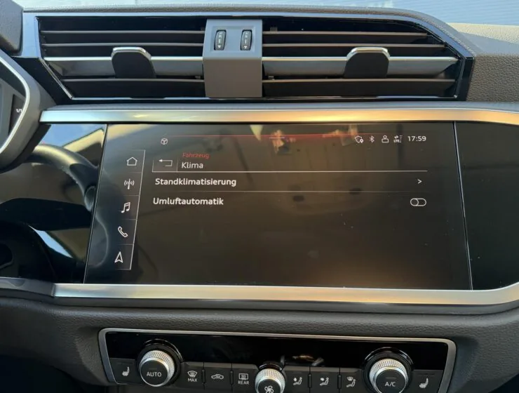 Audi Q3 45 TFSI e S line