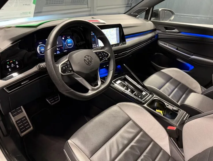 Volkswagen Golf Premium