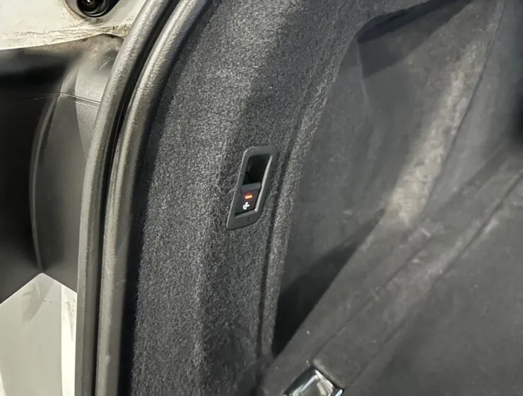 Audi A4 40 TDI S line